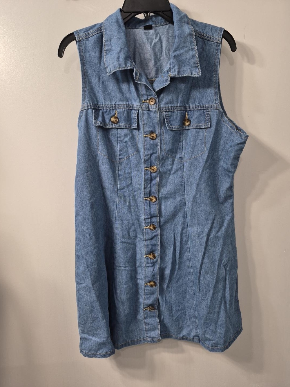 Women’s Sleeveless Denim Button-Front Mini Dress